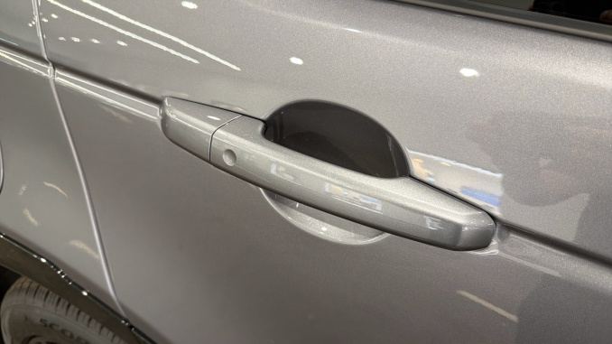 Land Rover Discovery Sport 1.5 P270e Metropolitan 5dr Auto [5 Seat] Station Wagon - Image 28